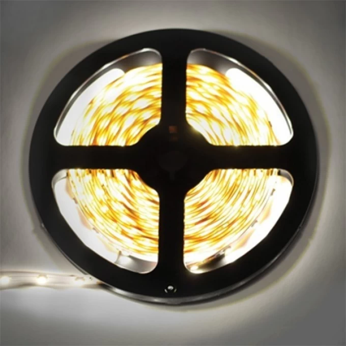 Однотонная светодиодная лента ECOLA LED STRIP PRO на катушке 5м P5LY05ESB Однотонная светодиодная лента ECOLA LED STRIP PRO на катушке 5м P5LY05ESB